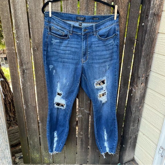 Judy Blue Distressed Leopard Patch Skinny Fit Jeans Sz 16W - Picture 10 of 13